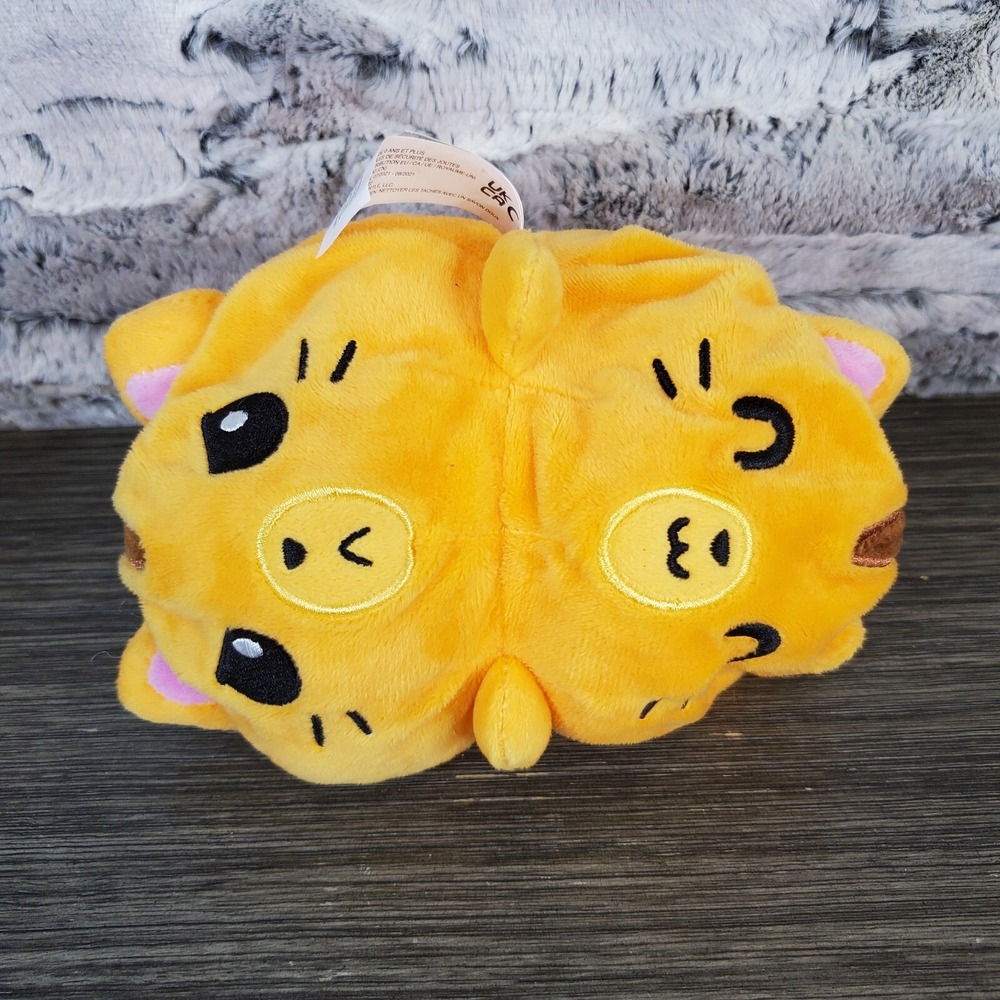 teeturtle Orange Happy/Angry Cat Reversible Plush 4" Transforming Stuffed Animal